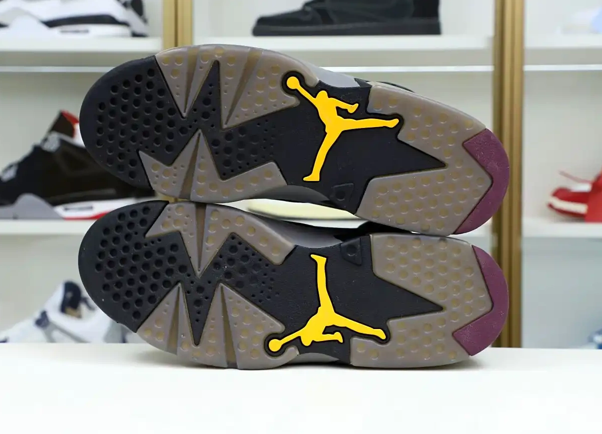 6 AIR BORDEAUX RETRO JORDAN 0525